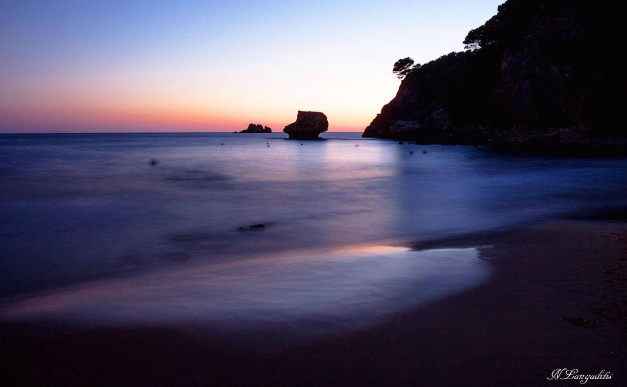 Yaliskari Beach Пелекас Экстерьер фото